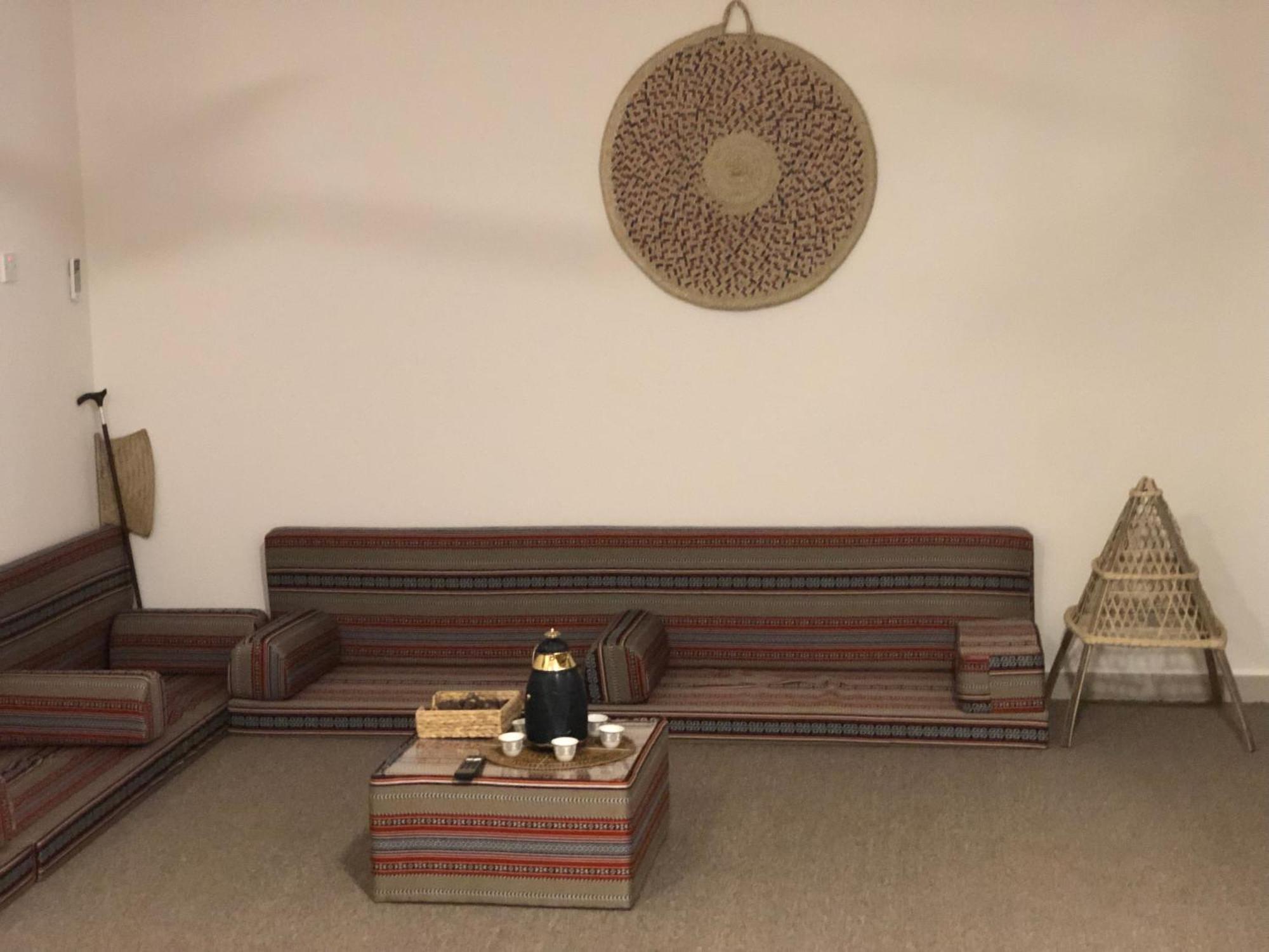 Legacy Hostel Muskat Bagian luar foto