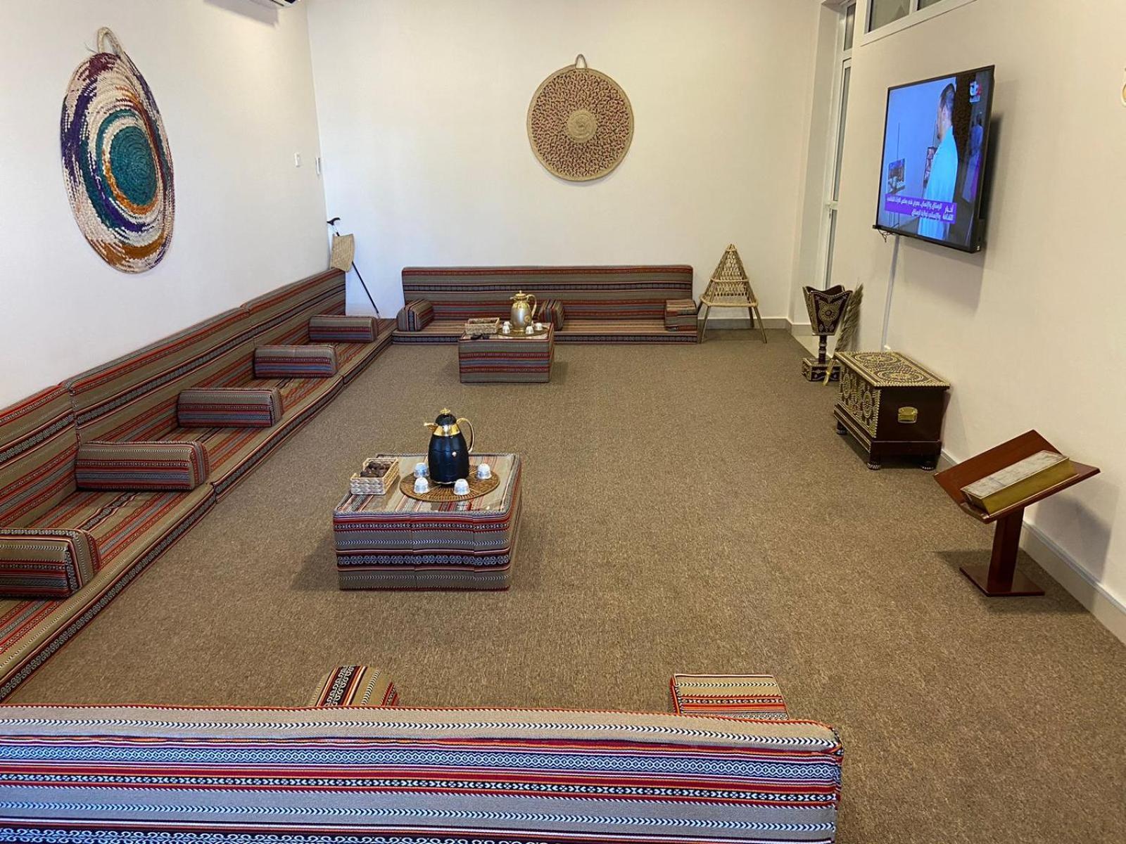 Legacy Hostel Muskat Bagian luar foto