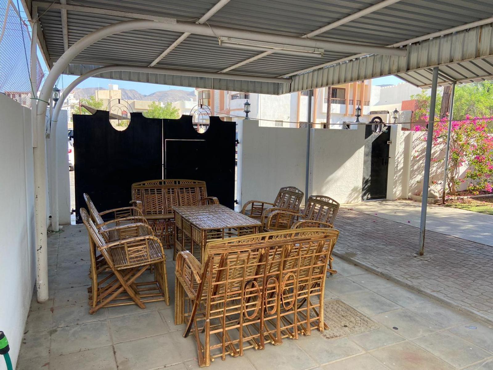 Legacy Hostel Muskat Bagian luar foto