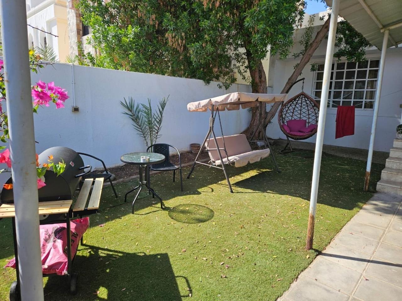Legacy Hostel Muskat Bagian luar foto